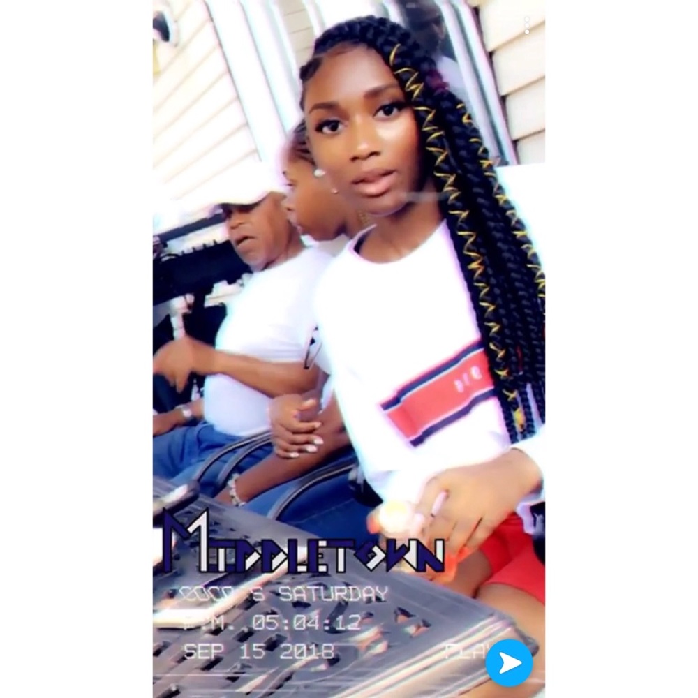 Meet your Posher, Ashley